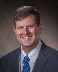 Lauren Poe - Wikipedia